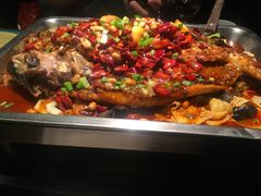 -鸣记脆皮烤鱼·海鲜烤鱼(三八广场店)