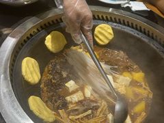 -东北农家院·铁锅炖(莘庄店)