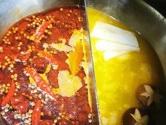 -湊湊火锅·茶憩(南京东路悦荟店)