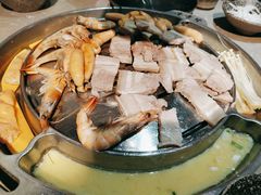 五花肉-哈哈碳都·牛肋条无限自助烤肉(台江万达店)