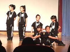 -小荧星艺校(大宁分校)