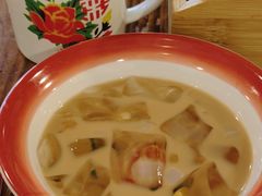 奶茶冰粉-冶建镜子·老南昌大排档·江西虾王(总店)