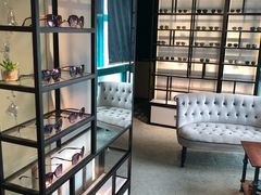 -Trend1881视光·蔡司视觉(领展广场店)