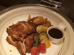 -云庭咖啡厅· 中航泊悦酒店(虹桥T2店)