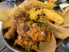 炸鸡翅一半一半-富乐满韩国正宗炸鸡韩国料理(虹泉路店)