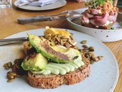 牛油果吐司-BOR Eatery(安福路店)