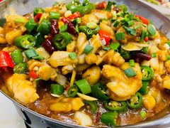 干锅牛蛙-虎虎龙虾大排档(双井店)