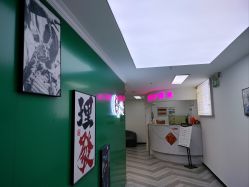 -米娜护肤造型