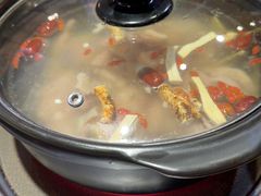 -濠轩阁特色生蚝火锅(水湾路店)