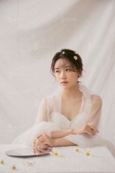 -onlygirl摄影美学馆高端定制(江滩店)