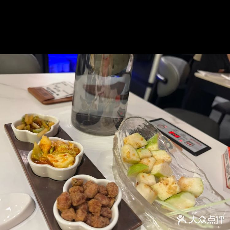 
鲜切手打牛肉锅，龙华壹方暖冬味