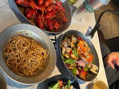 -巴厘龙虾·榜首油焖大虾(音乐学院·沿江酒馆店)