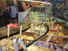 -Gelateria Dondoli