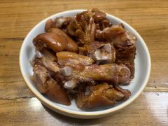 卤猪蹄-一轩饺子馆(丽都店)