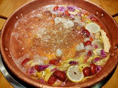 -洱火云南酸菜牛肉火锅(石景山当代商城店)