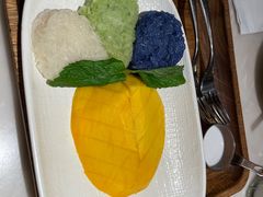 娘惹三色芒果甜饭-金椰壳· 大厨新加坡菜(壹方城店)