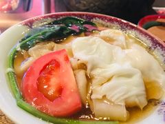 -老牌坊云南鱼豆花火锅(哈西万达店)