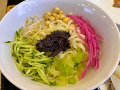 老北京炸酱面-吴记百姓菜馆·北京菜·烤鸭(故宫店)