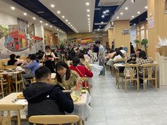 大堂-江城燕子大排档(江汉路步行街店)