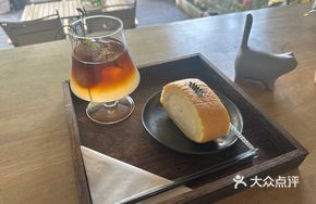 Lichee Elderflower Sparkling Cold Brew