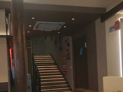 -阿瓦山寨·湘菜现炒·剁椒鱼头王(咸阳总店)