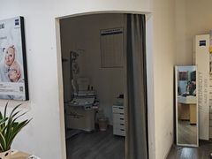 -康利眼镜·蔡司战略合作店(龙泉书房店)