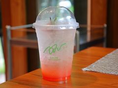 -Chom Cafe and Restaurant