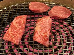 -炼火烤肉店