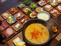 -银米·云南传统过桥米线(双廊黑金冠店)