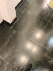 -一東造型烫发染发