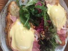 -ROAST coffee & eatery