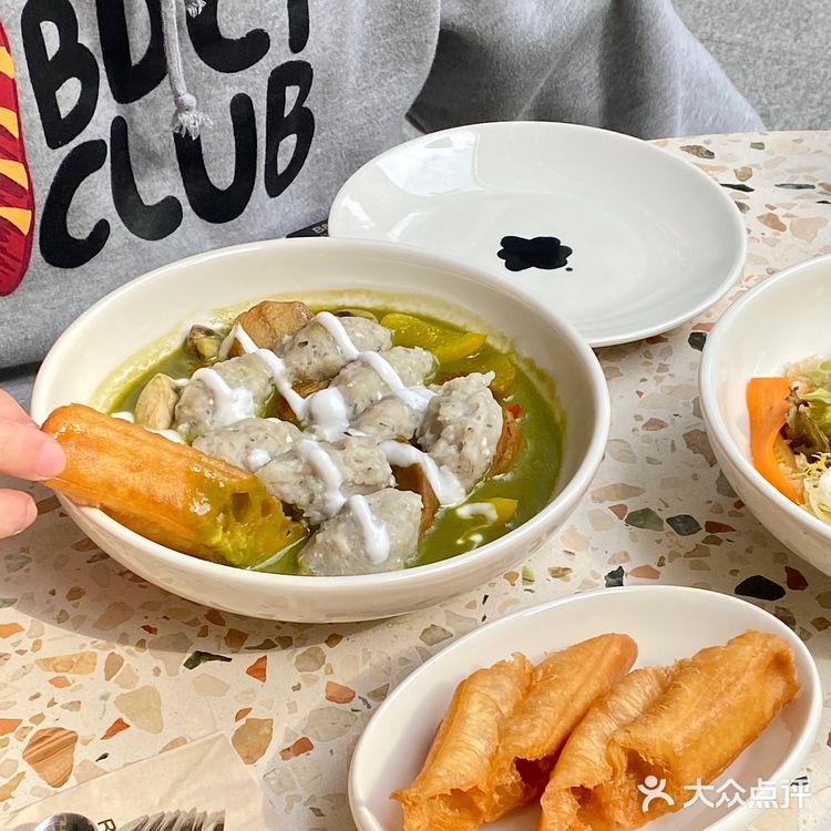 广州｜耶吃到桂花焦糖烤红薯雪球了🤩