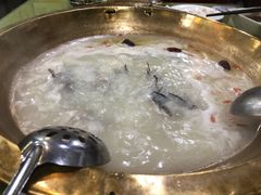 -颜氏双江清水鱼一养身火锅(磁器口店)