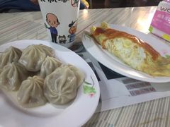 -六合夜市