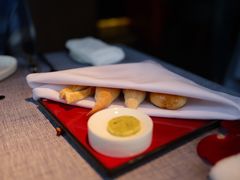 -弦月窗LUNETTE BY AMANDA(复兴路店)