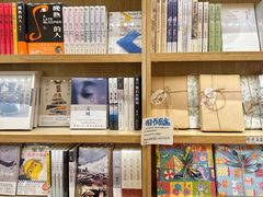 -猫的天空之城概念书店(景德镇陶溪川店)