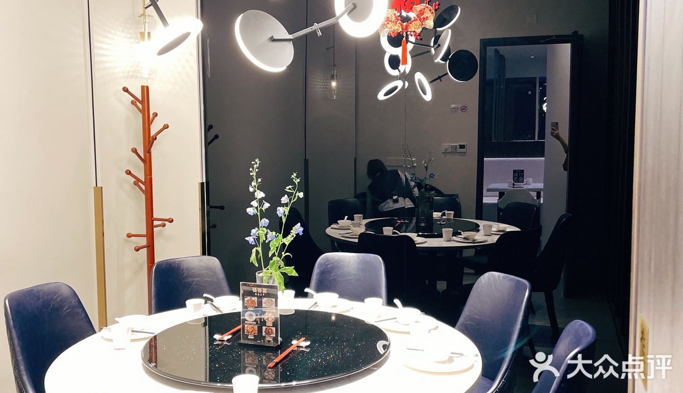 夏都小镇｜不是银杏季也同样美味的融合粤菜