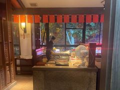 -佬土鹅肠火锅(解放路店)