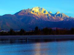 -神光山国家森林公园