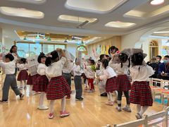 -上海青草地幼儿园