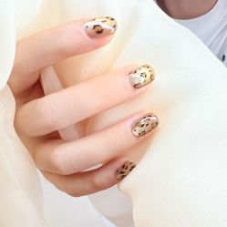 -雅洁美甲美睫