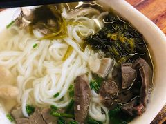 酸菜猪杂汤粉-陈记汤饭(水巷口店)