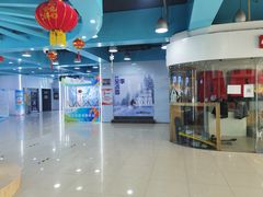 -乔波室内滑雪场