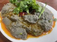 麻豆腐-宝瑞门钉肉饼店