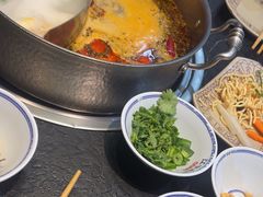-江小渔鲜鱼火锅(西二道街店)