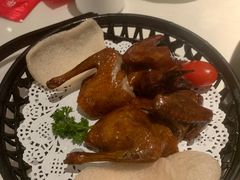 秘制脆皮乳鸽-避风塘·老港味餐厅(虹口龙之梦店)