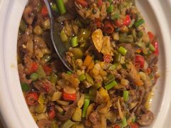 -严记小天府酸菜鱼(西四路店)