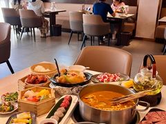 -煲王粤菜餐厅(中侨中心店)