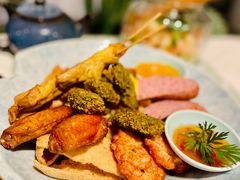 -蕉叶·泰国歌舞风情(世贸店)
