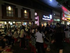 -大头虾越式风味餐厅(光明广场店)